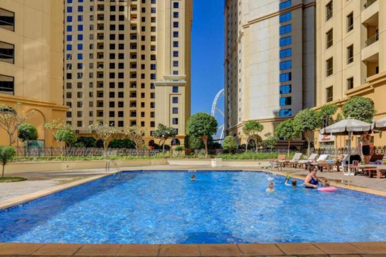 Moonlight Hostel Jbr - 2Min Walk To Jbr Beach - Gym - 2Min Metro Station - Poll Dubaï Extérieur photo
