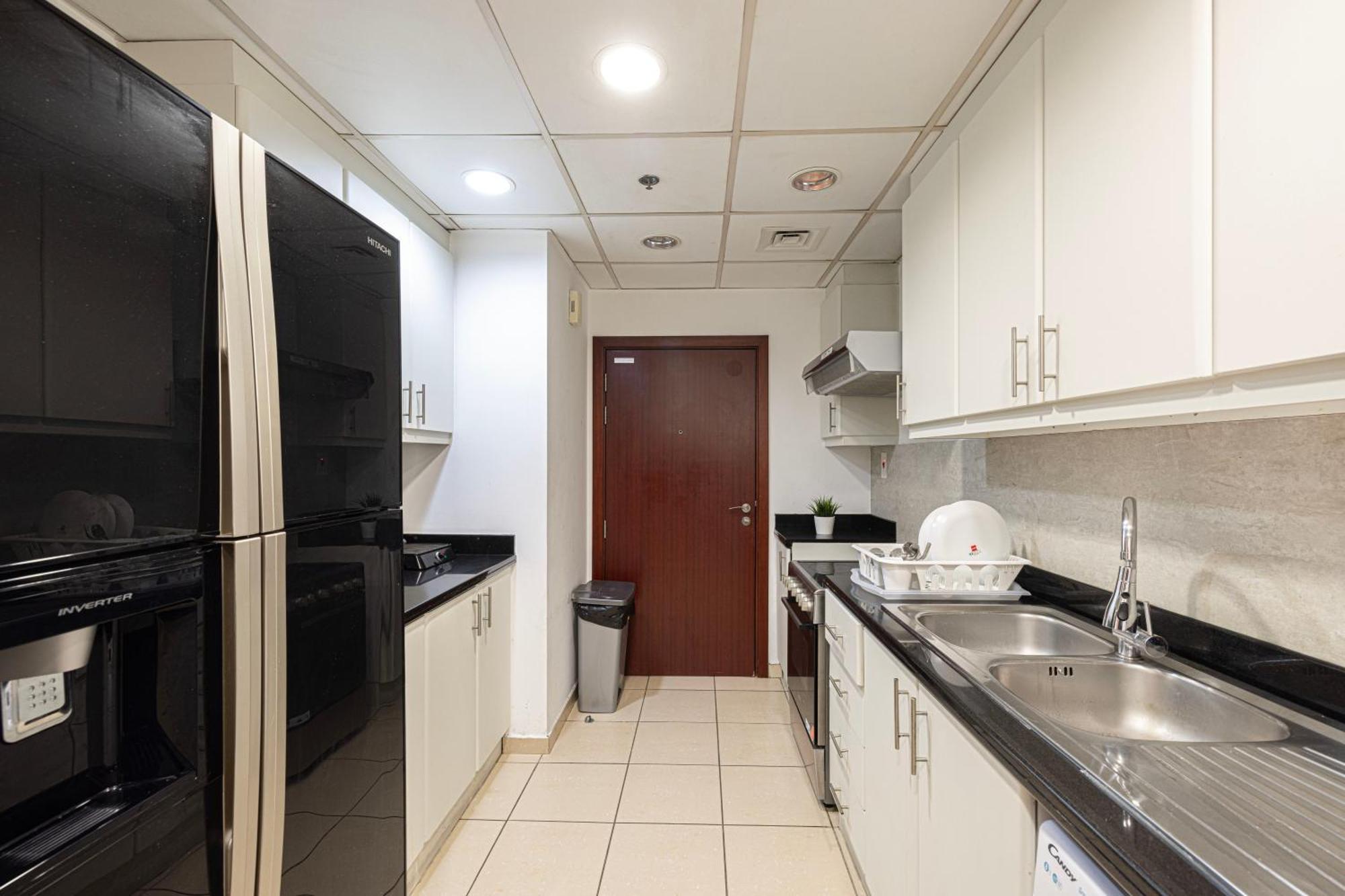 Moonlight Hostel Jbr - 2Min Walk To Jbr Beach - Gym - 2Min Metro Station - Poll Dubaï Extérieur photo